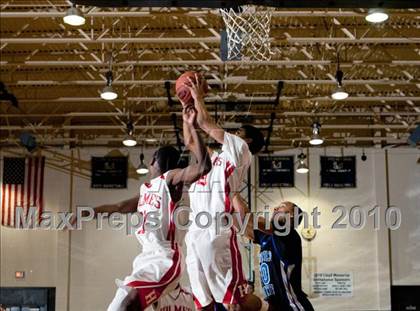 Thumbnail 1 in Holmes vs. Spencer County (Lloyd Memorial Tournament) photogallery.