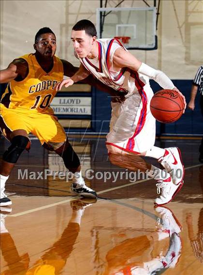 Thumbnail 1 in Holmes vs. Spencer County (Lloyd Memorial Tournament) photogallery.