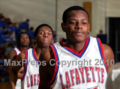 Thumbnail 3 in Holmes vs. Spencer County (Lloyd Memorial Tournament) photogallery.