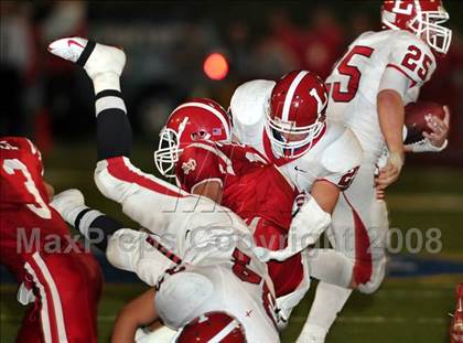 Thumbnail 3 in Lutheran @ Mater Dei photogallery.