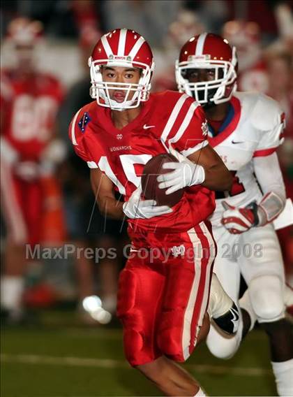 Thumbnail 3 in Lutheran @ Mater Dei photogallery.