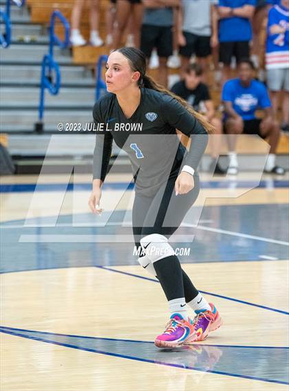 Thumbnail 1 in Yorktown @ Hamilton Southeastern photogallery.