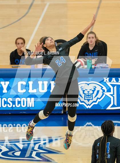 Thumbnail 3 in Yorktown @ Hamilton Southeastern photogallery.