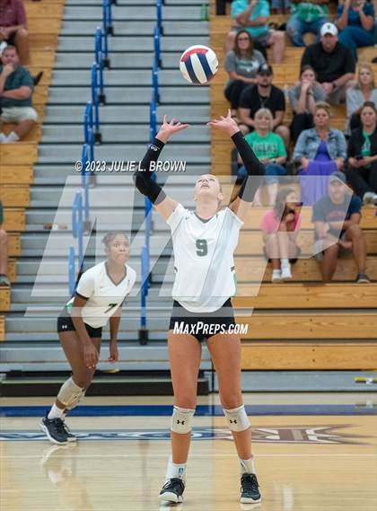 Thumbnail 3 in Yorktown @ Hamilton Southeastern photogallery.