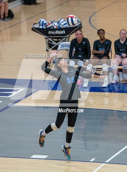 Thumbnail 3 in Yorktown @ Hamilton Southeastern photogallery.