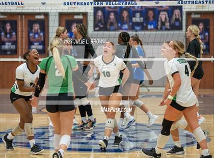Thumbnail 3 in Yorktown @ Hamilton Southeastern photogallery.
