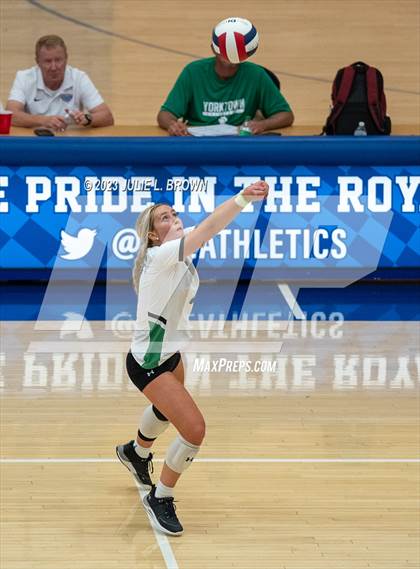 Thumbnail 2 in Yorktown @ Hamilton Southeastern photogallery.