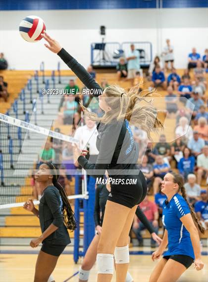 Thumbnail 3 in Yorktown @ Hamilton Southeastern photogallery.