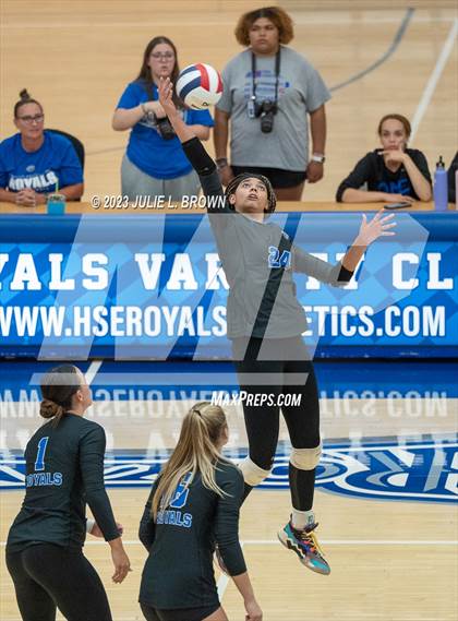 Thumbnail 3 in Yorktown @ Hamilton Southeastern photogallery.