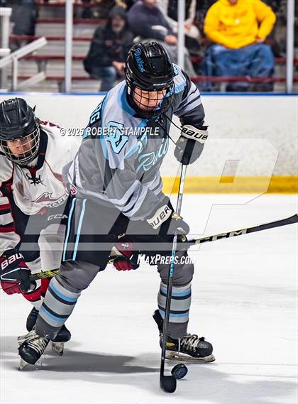 Thumbnail 2 in Fox Chapel @ Seneca Valley photogallery.