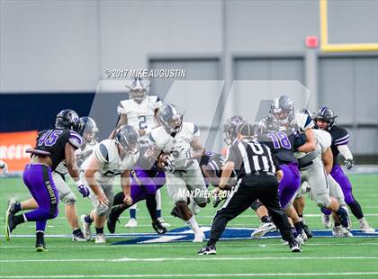 Thumbnail 3 in Lone Star @ Independence photogallery.