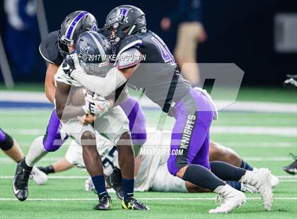 Thumbnail 3 in Lone Star @ Independence photogallery.