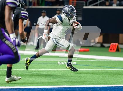 Thumbnail 3 in Lone Star @ Independence photogallery.