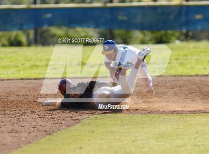 Thumbnail 3 in Torrey Pines @ San Pasqual photogallery.