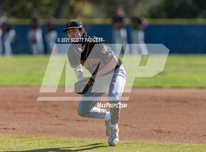 Thumbnail 1 in Torrey Pines @ San Pasqual photogallery.