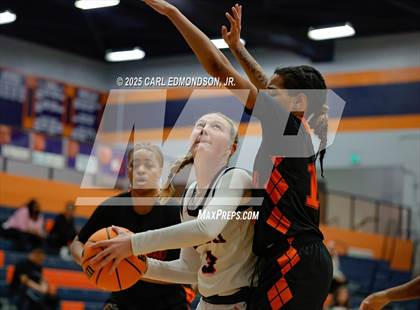 Thumbnail 3 in Stratford @ Beech photogallery.