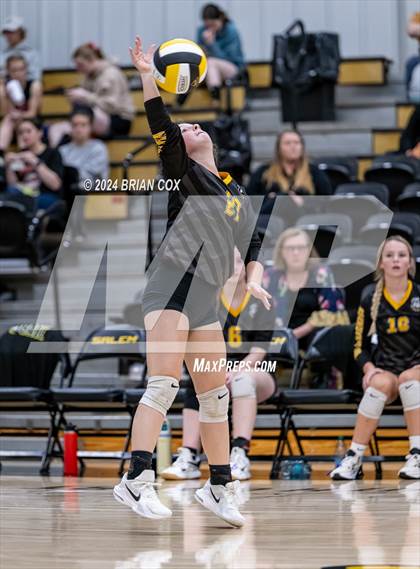 Thumbnail 2 in Salem vs Quitman (Salem Volleyball Tournament) photogallery.