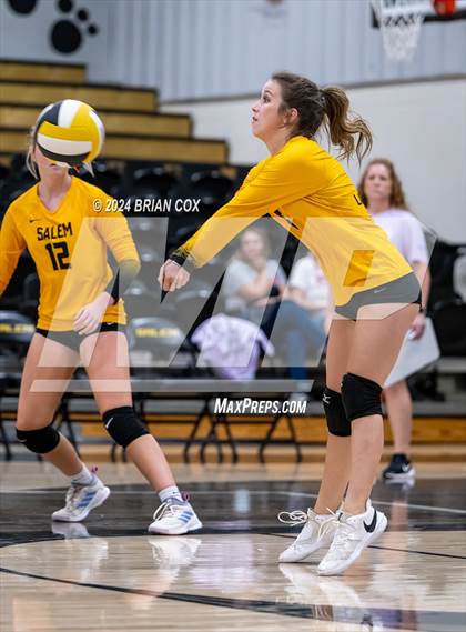 Thumbnail 2 in Salem vs Quitman (Salem Volleyball Tournament) photogallery.