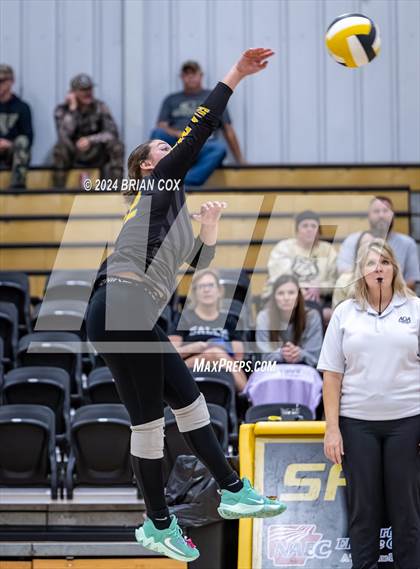 Thumbnail 2 in Salem vs Quitman (Salem Volleyball Tournament) photogallery.