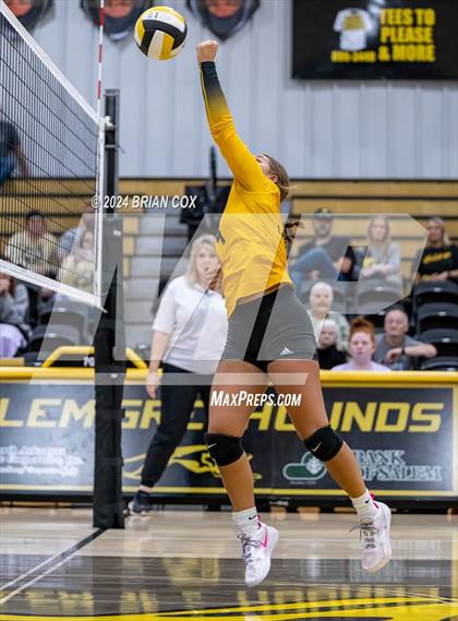 Thumbnail 3 in Salem vs Quitman (Salem Volleyball Tournament) photogallery.