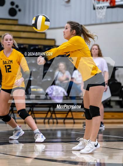 Thumbnail 1 in Salem vs Quitman (Salem Volleyball Tournament) photogallery.