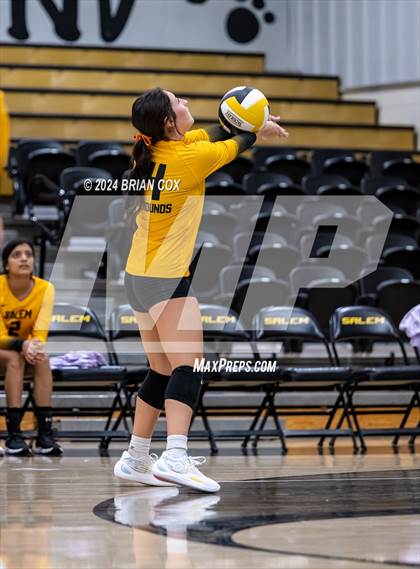 Thumbnail 2 in Salem vs Quitman (Salem Volleyball Tournament) photogallery.