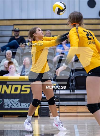 Thumbnail 2 in Salem vs Quitman (Salem Volleyball Tournament) photogallery.
