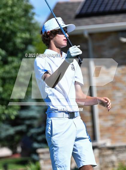 Thumbnail 2 in Green Mountain Invitational photogallery.