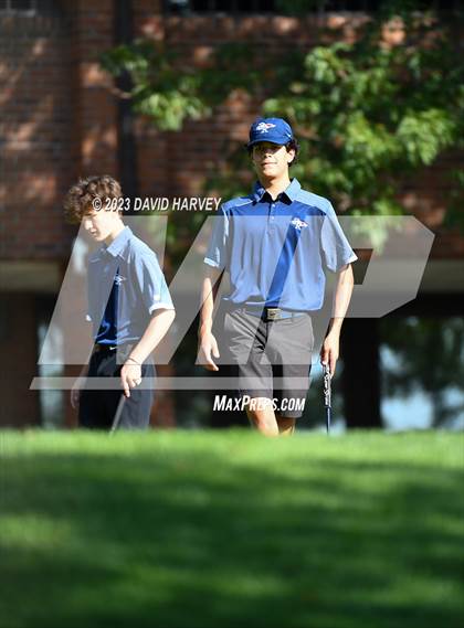 Thumbnail 3 in Green Mountain Invitational photogallery.