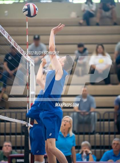 Thumbnail 3 in Grossmont vs. Morse (CIF SDS D2 Chmpionship) photogallery.