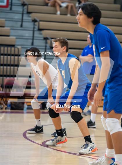 Thumbnail 1 in Grossmont vs. Morse (CIF SDS D2 Chmpionship) photogallery.