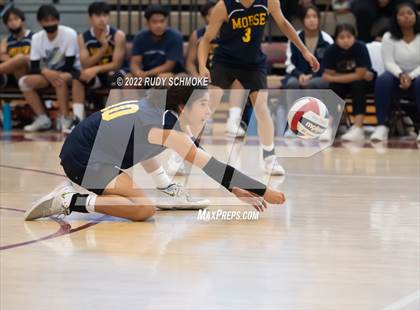 Thumbnail 1 in Grossmont vs. Morse (CIF SDS D2 Chmpionship) photogallery.