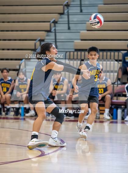 Thumbnail 2 in Grossmont vs. Morse (CIF SDS D2 Chmpionship) photogallery.