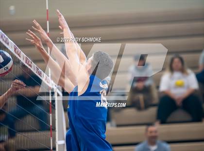 Thumbnail 2 in Grossmont vs. Morse (CIF SDS D2 Chmpionship) photogallery.