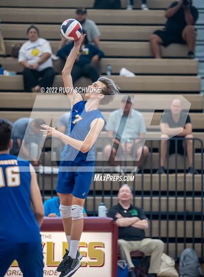 Thumbnail 1 in Grossmont vs. Morse (CIF SDS D2 Chmpionship) photogallery.