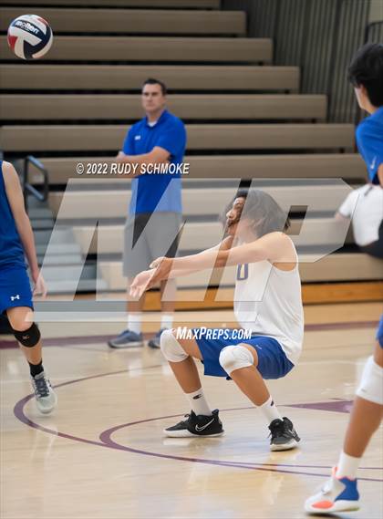 Thumbnail 1 in Grossmont vs. Morse (CIF SDS D2 Chmpionship) photogallery.