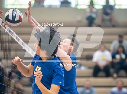 Thumbnail 2 in Grossmont vs. Morse (CIF SDS D2 Chmpionship) photogallery.