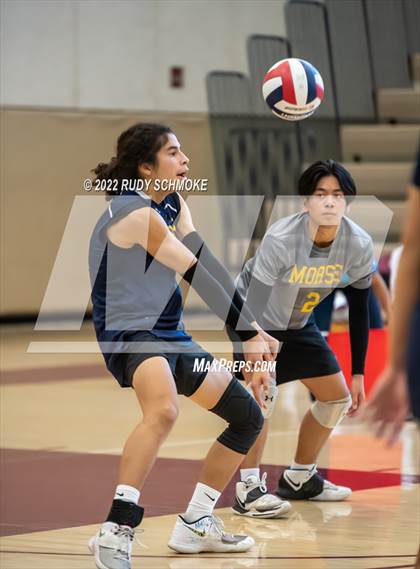 Thumbnail 3 in Grossmont vs. Morse (CIF SDS D2 Chmpionship) photogallery.