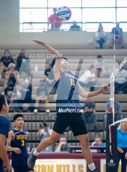 Thumbnail 2 in Grossmont vs. Morse (CIF SDS D2 Chmpionship) photogallery.