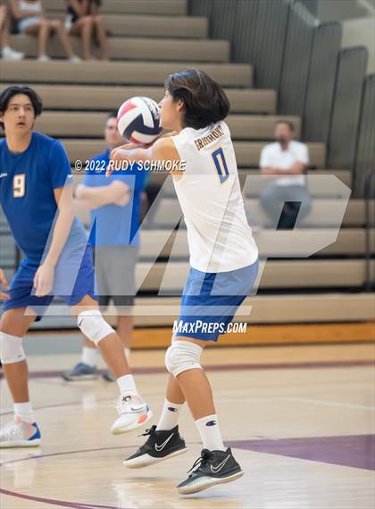 Thumbnail 2 in Grossmont vs. Morse (CIF SDS D2 Chmpionship) photogallery.