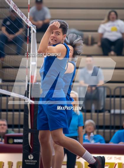 Thumbnail 1 in Grossmont vs. Morse (CIF SDS D2 Chmpionship) photogallery.