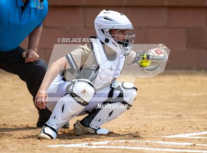 Thumbnail 2 in Kirbyville @ Woodville  (UIL Region 3A D2 Bi-District Playoff Game 2) photogallery.