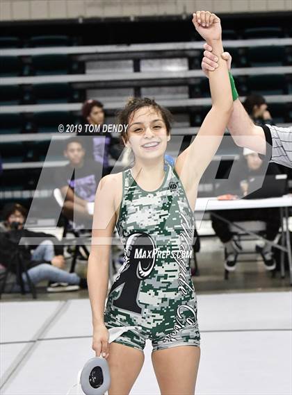 Thumbnail 1 in UIL 6A District 9 Championships photogallery.