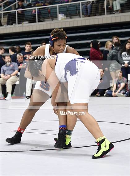 Thumbnail 2 in UIL 6A District 9 Championships photogallery.