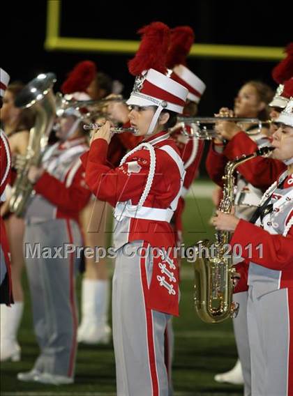Thumbnail 1 in Van vs. Gilmer (3A Region 2 Area Playoffs) photogallery.
