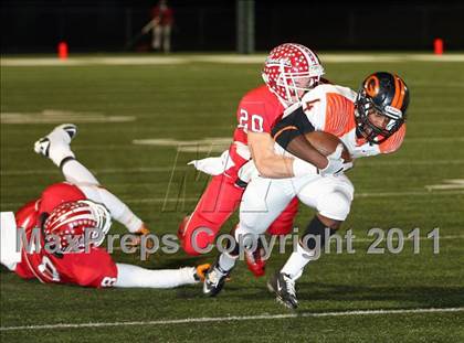 Thumbnail 3 in Van vs. Gilmer (3A Region 2 Area Playoffs) photogallery.