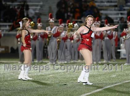 Thumbnail 3 in Van vs. Gilmer (3A Region 2 Area Playoffs) photogallery.