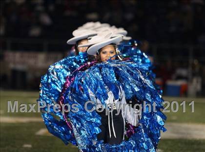 Thumbnail 1 in Van vs. Gilmer (3A Region 2 Area Playoffs) photogallery.
