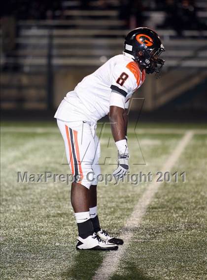 Thumbnail 3 in Van vs. Gilmer (3A Region 2 Area Playoffs) photogallery.
