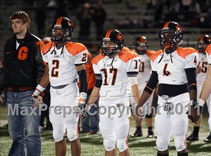 Thumbnail 3 in Van vs. Gilmer (3A Region 2 Area Playoffs) photogallery.